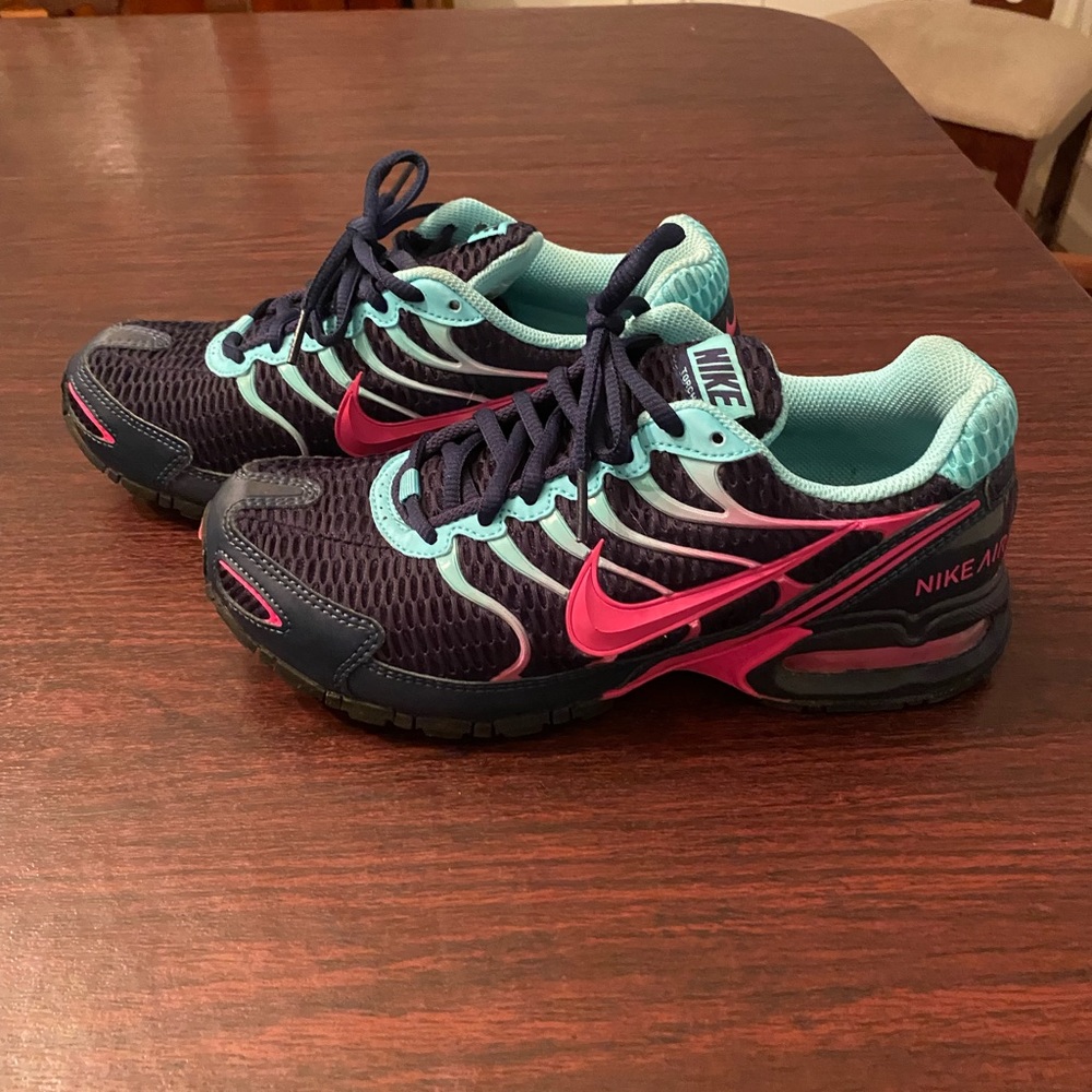 Nike Torch Sneakers